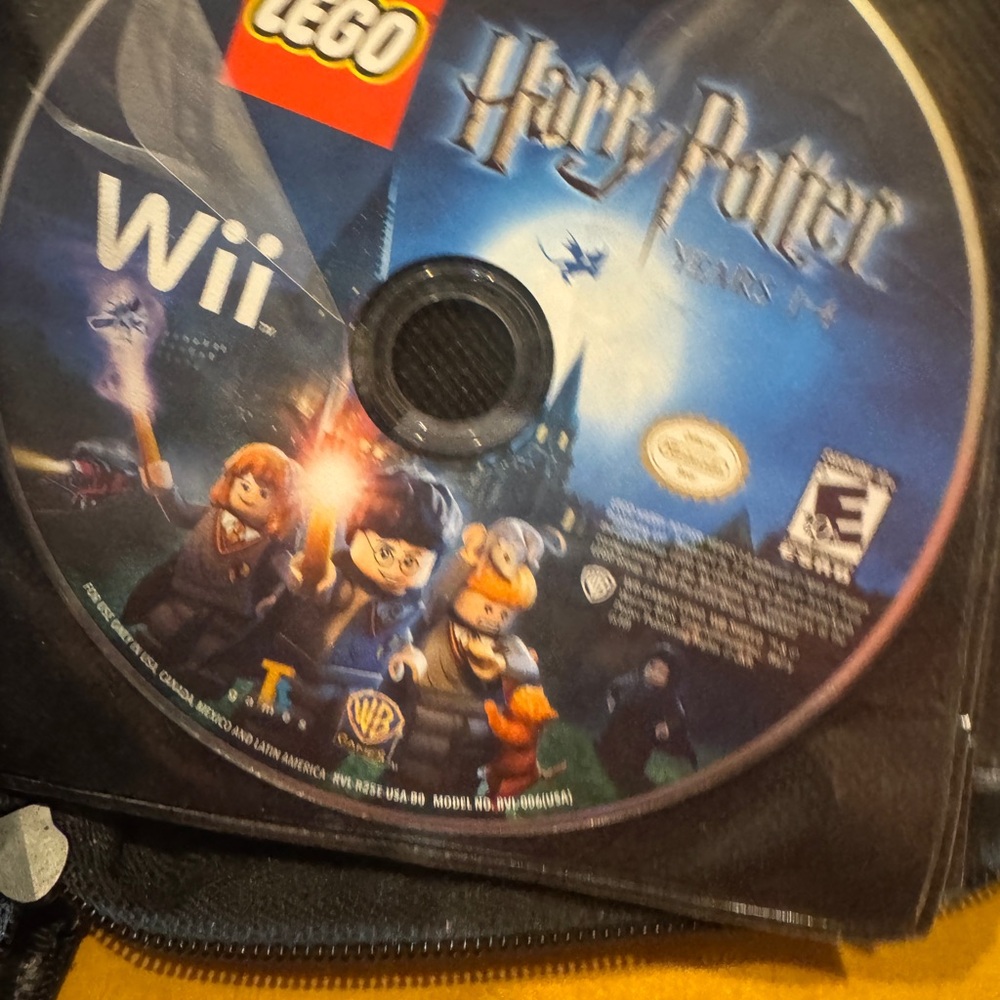 LEGO Harry Potter Wii‎ Game Disc with Blue and Black Design